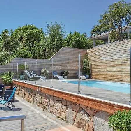 Three-bedroom In S. Lucie De Porto Vec. *